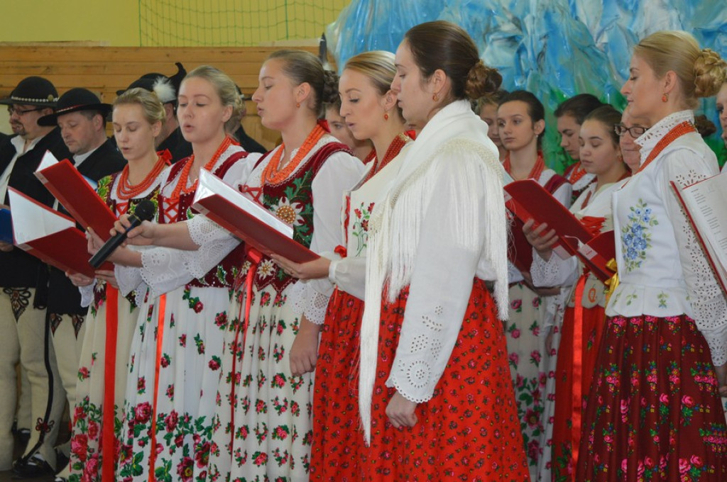 Urodziny szkoły w Zębie