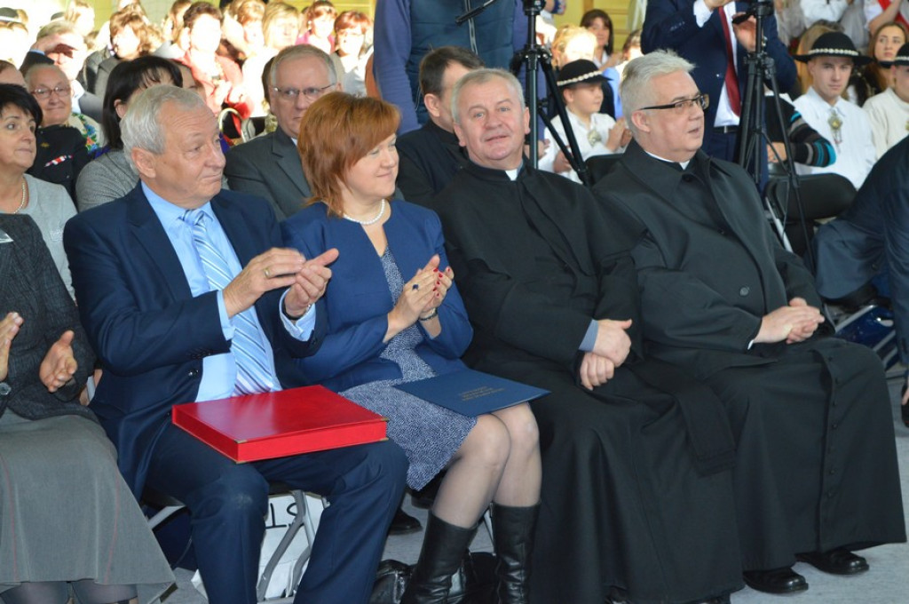 Urodziny szkoły w Zębie