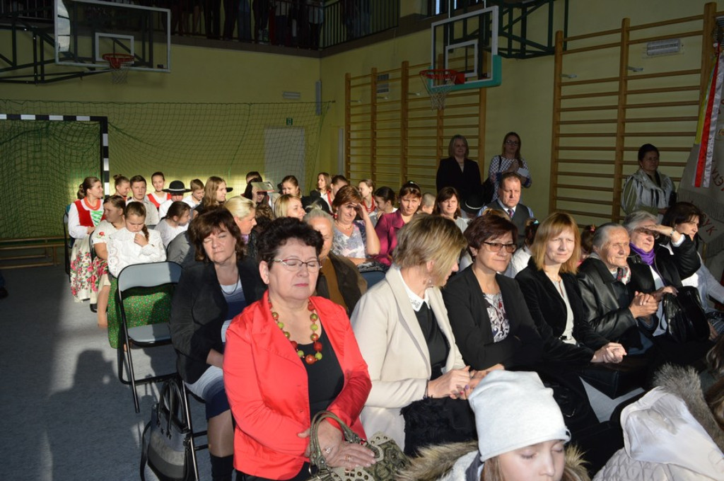 Urodziny szkoły w Zębie