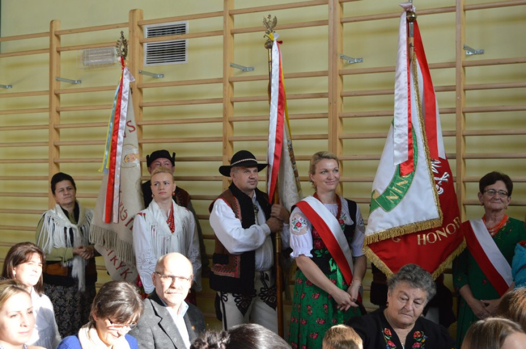 Urodziny szkoły w Zębie