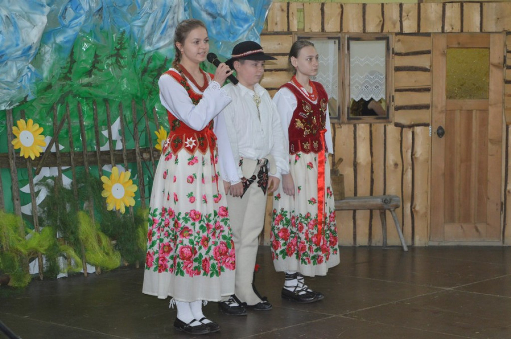 Urodziny szkoły w Zębie