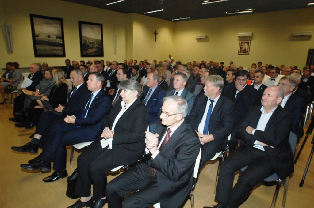 Przyznanie certyfikatu akredytacyjnego ministerstwa zdrowia nowotarskiemu szpitalowi