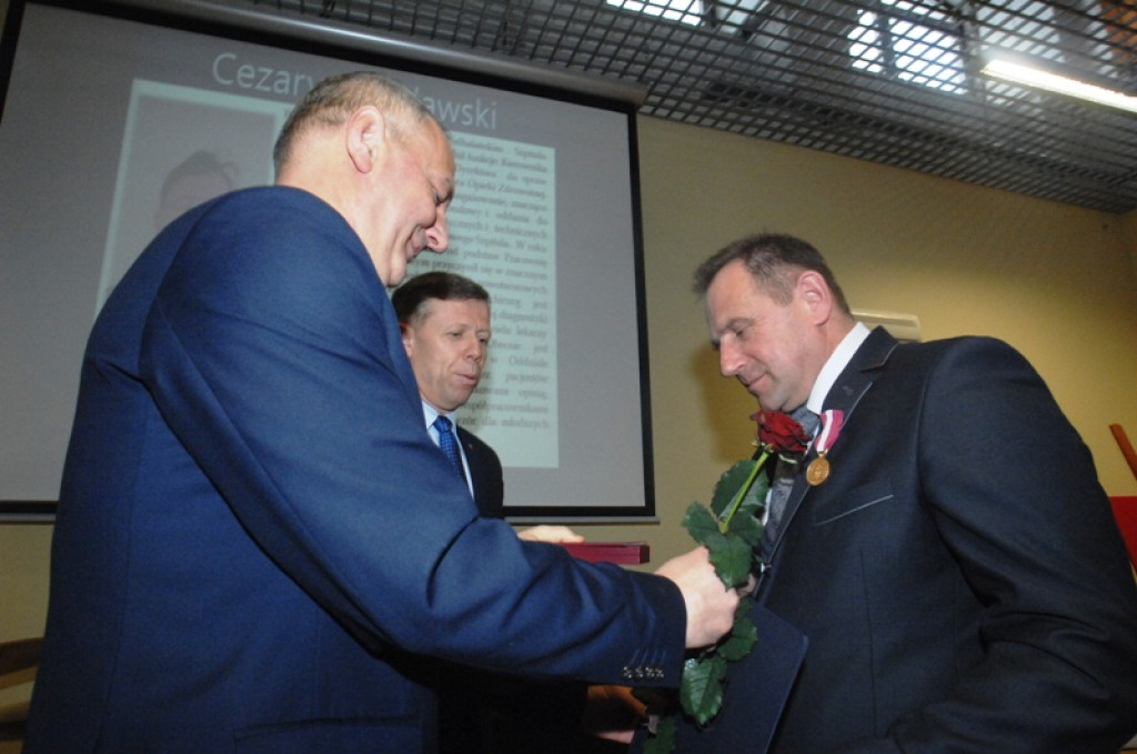 Przyznanie certyfikatu akredytacyjnego ministerstwa zdrowia nowotarskiemu szpitalowi