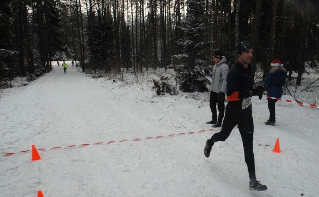 II „Bieg po(d) choinkę” - sportowe zmagania, świetna zabawa i piękny cel