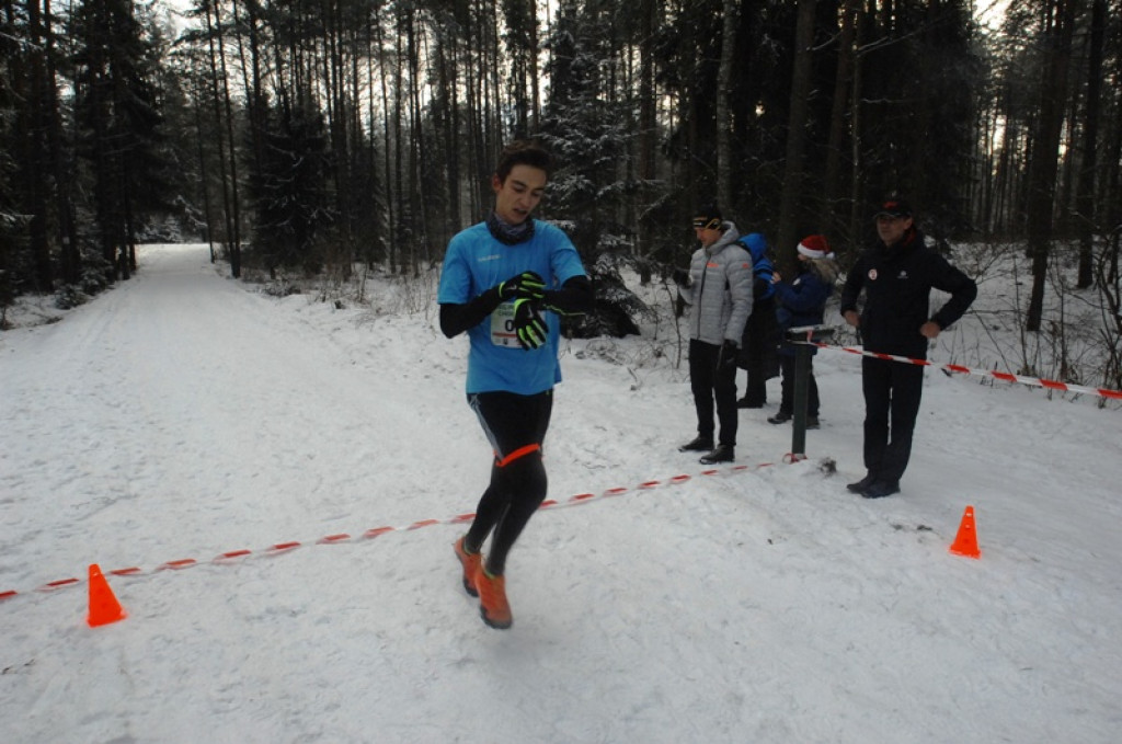 II „Bieg po(d) choinkę” - sportowe zmagania, świetna zabawa i piękny cel