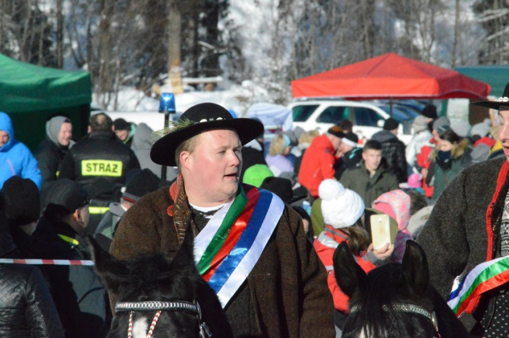 Kumoterki, narty, konie i sokoły
