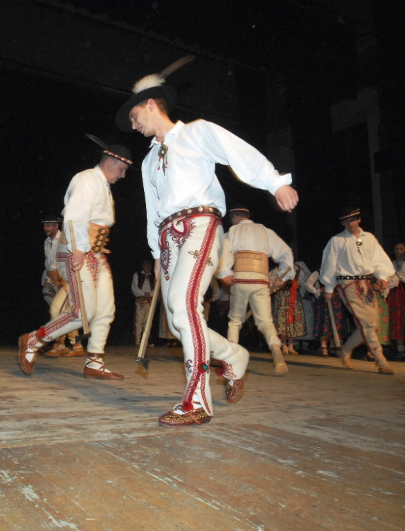 Koncert „Godny cas” na scenie MOK
