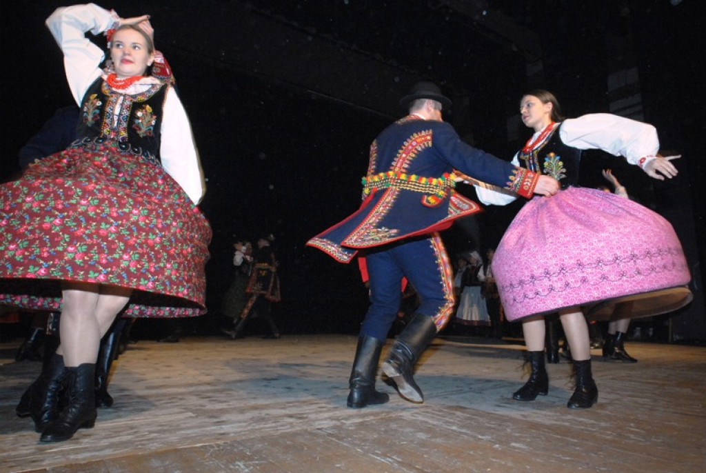 Koncert „Godny cas” na scenie MOK