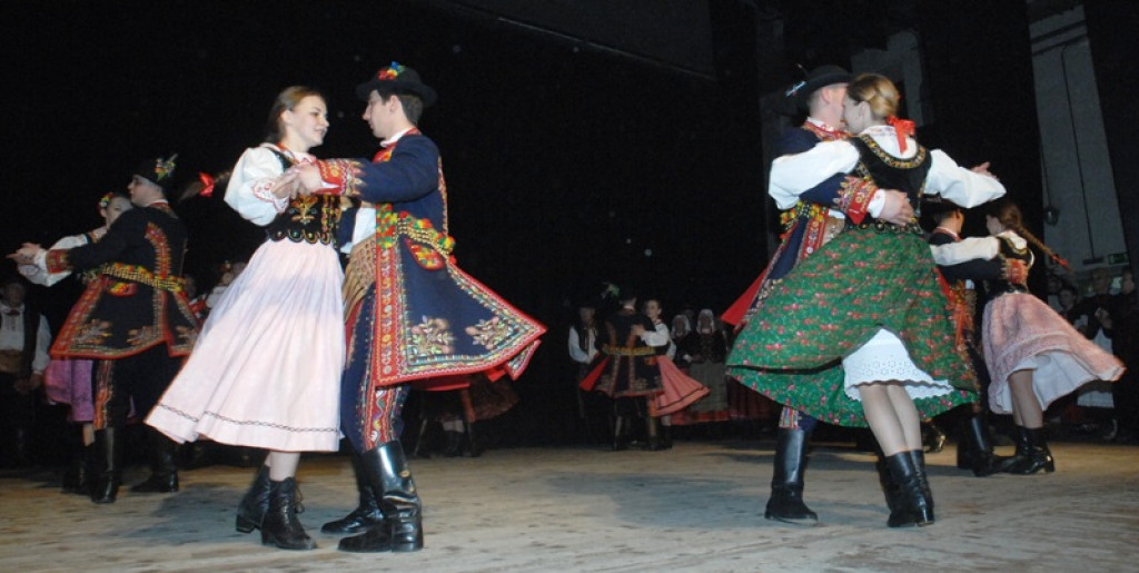 Koncert „Godny cas” na scenie MOK
