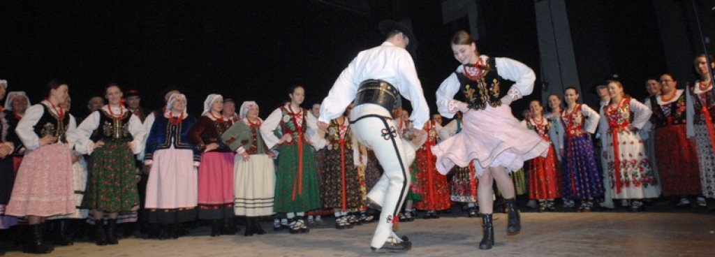Koncert „Godny cas” na scenie MOK
