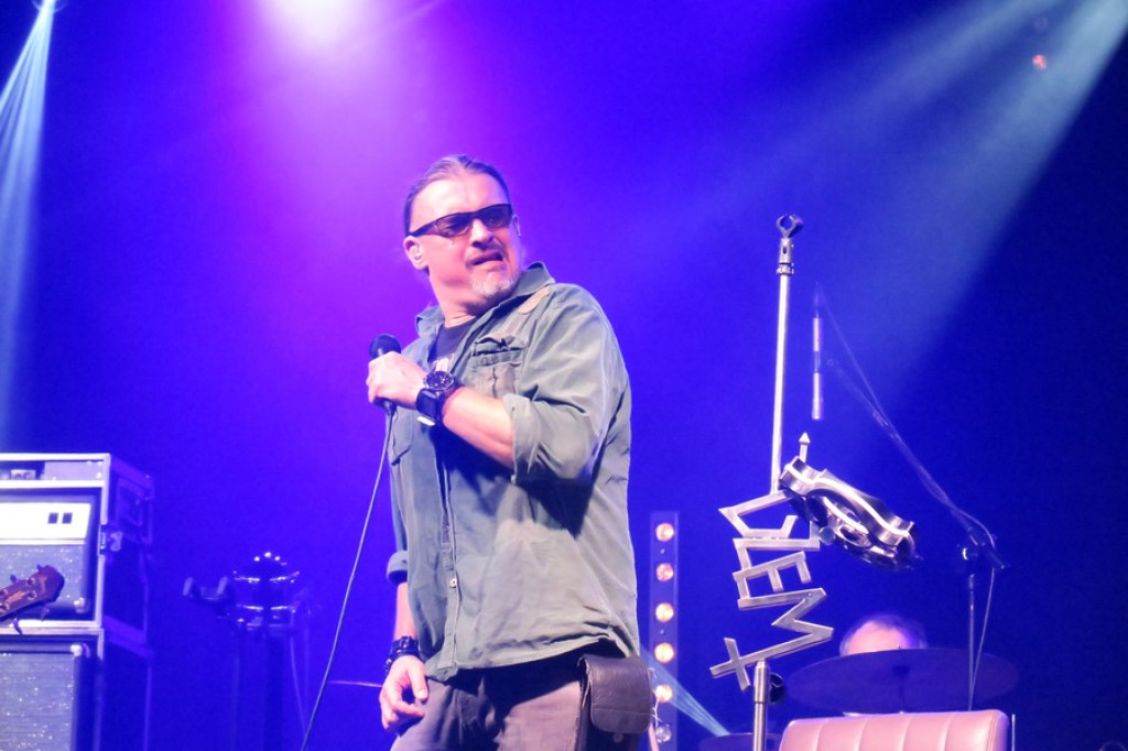 Blues rozbrzmiewał pod Nosalem