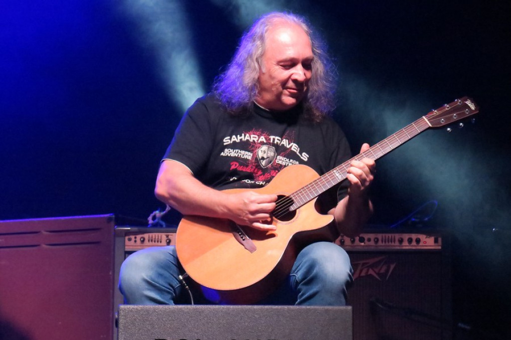 Blues rozbrzmiewał pod Nosalem