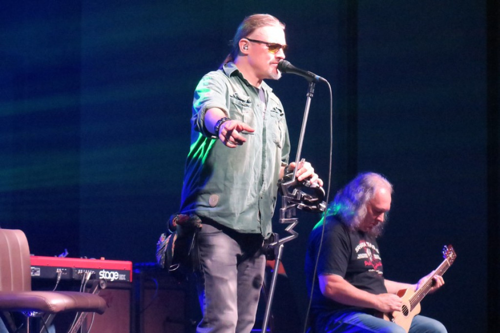 Blues rozbrzmiewał pod Nosalem