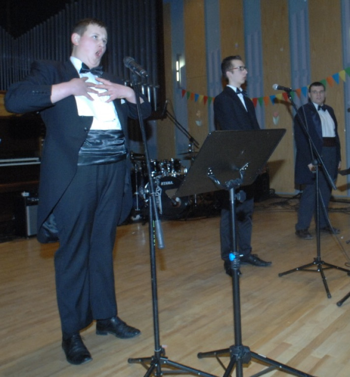 Koncert charytatywny „Zostań przyjacielem Ośrodka” w nowotarskiej szkole muzycznej