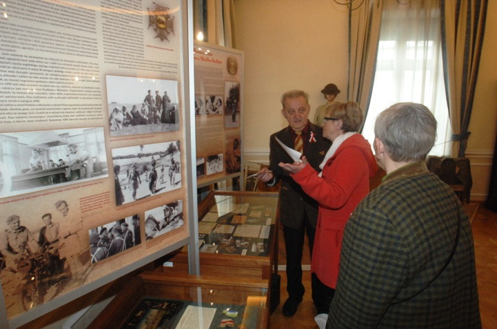 Nowa historyczna wystawa w nowotarskim ratuszu