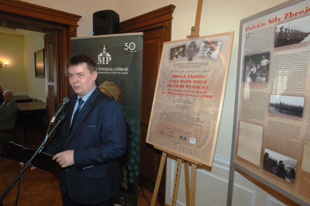 Nowa historyczna wystawa w nowotarskim ratuszu
