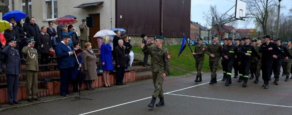 Ślubowanie nowotarskich kadetów