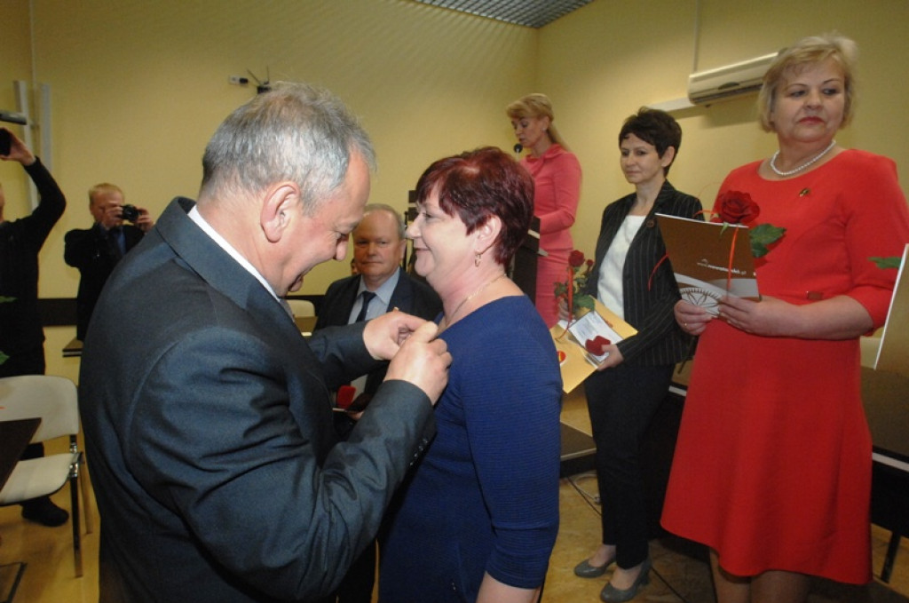 Pielęgniarki i położne odznaczone