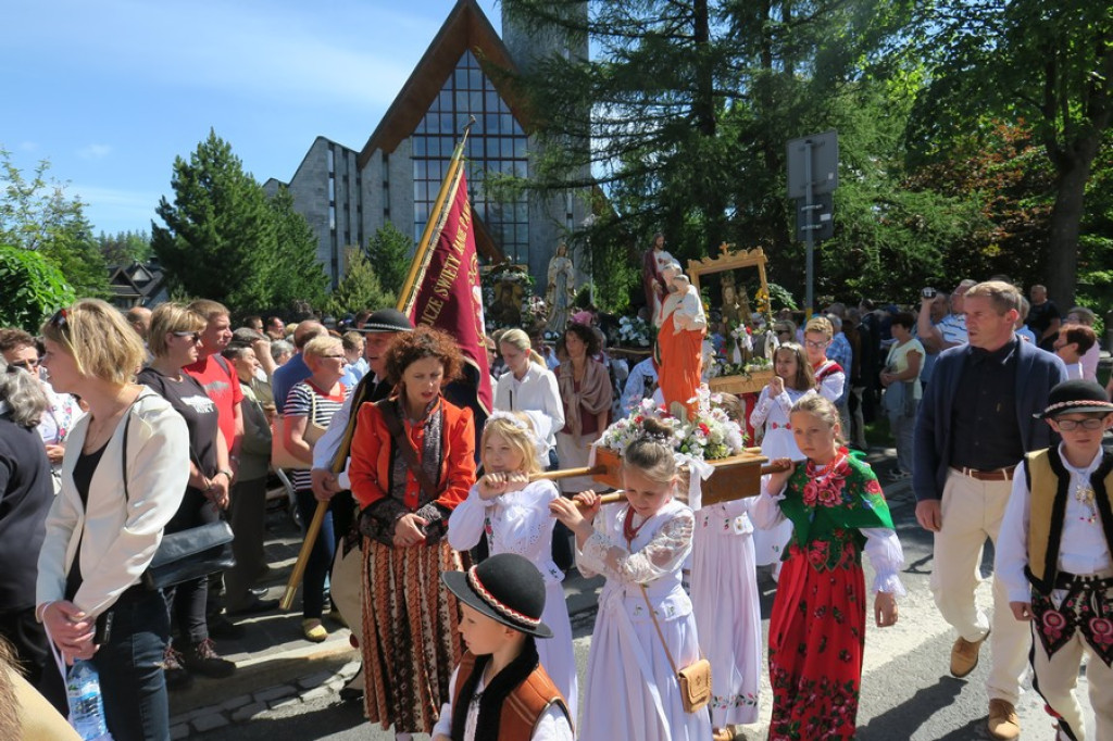 Od Św. Krzyża do Św. Rodziny