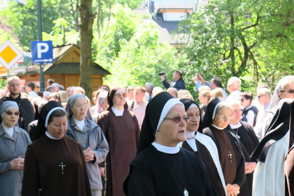 Od Św. Krzyża do Św. Rodziny