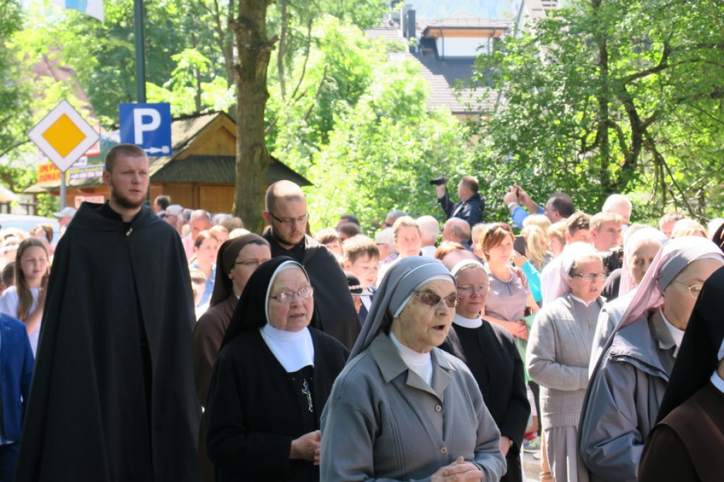 Od Św. Krzyża do Św. Rodziny
