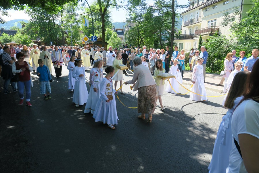 Od Św. Krzyża do Św. Rodziny