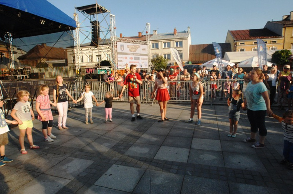 Przywitanie lata na nowotarskim rynku - dzień drugi