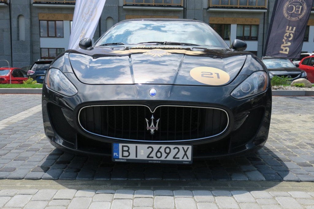 Maserati kontra Rolls-Royce i Lamborghini