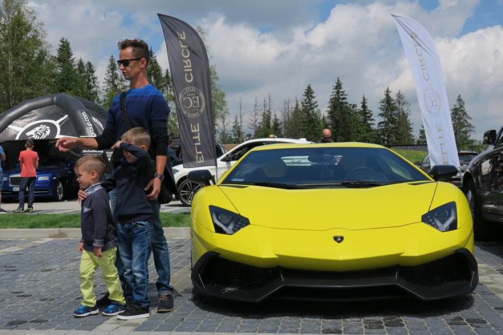 Maserati kontra Rolls-Royce i Lamborghini