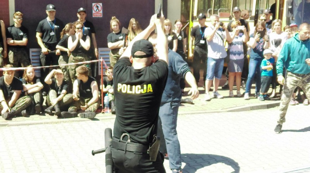 Nowotarscy kadeci na dniu otwartym Szkoły Policji w Katowicach