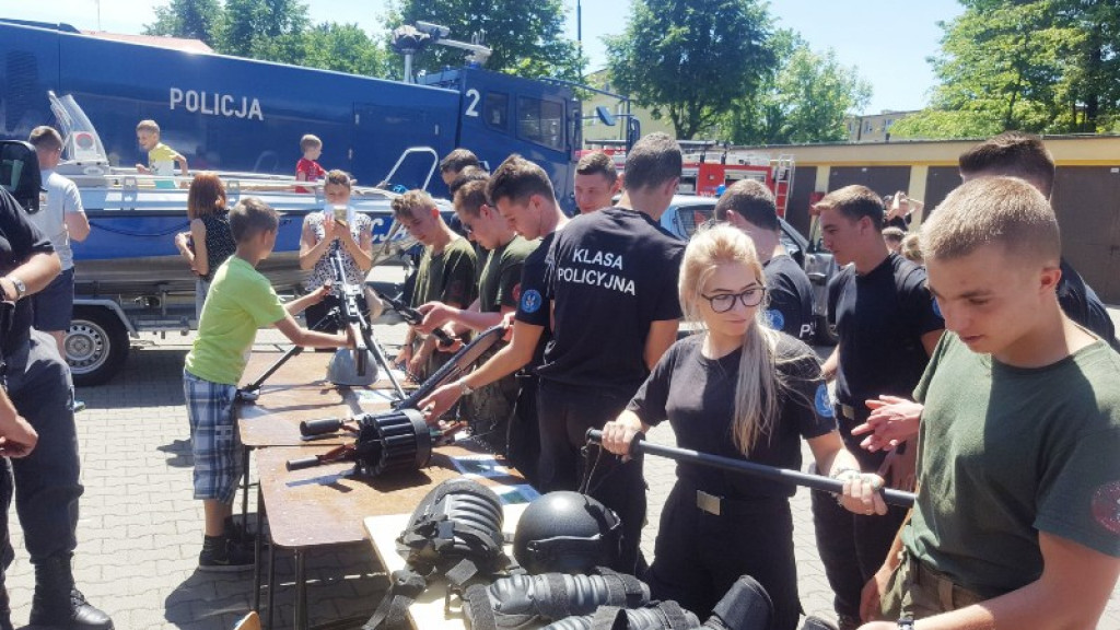 Nowotarscy kadeci na dniu otwartym Szkoły Policji w Katowicach