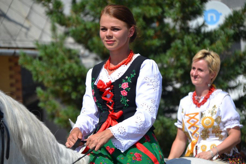 Paradny przejazd na rozpoczęcie Sabałowych Bajań