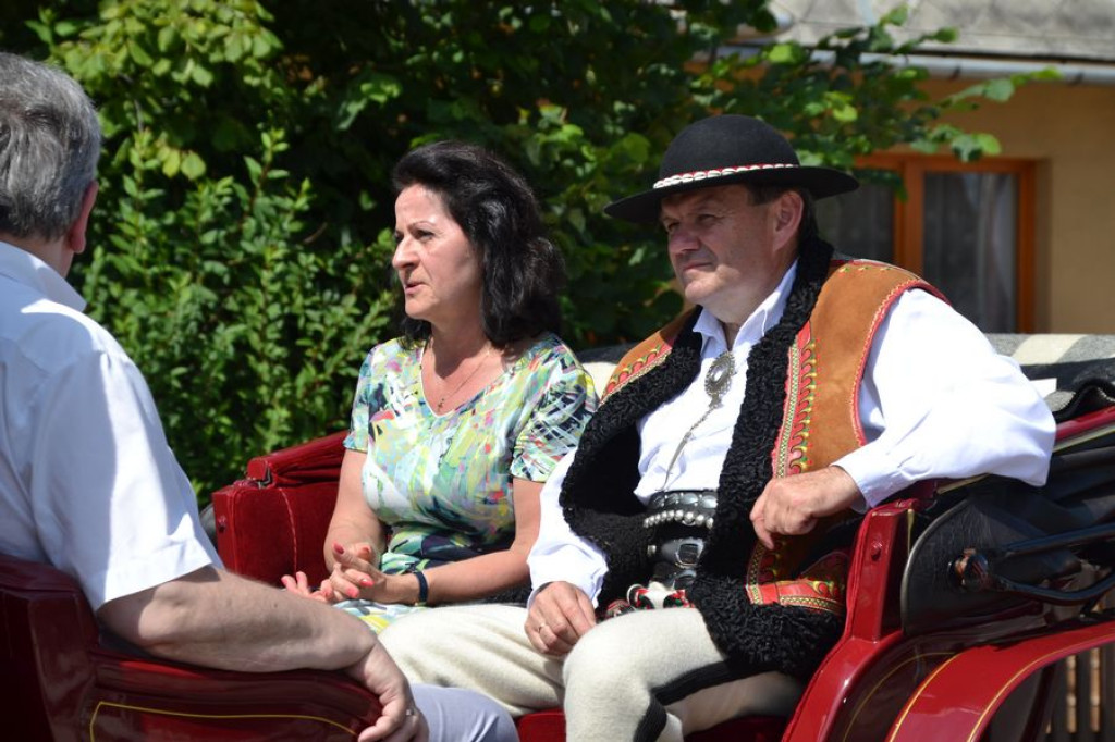 Paradny przejazd na rozpoczęcie Sabałowych Bajań