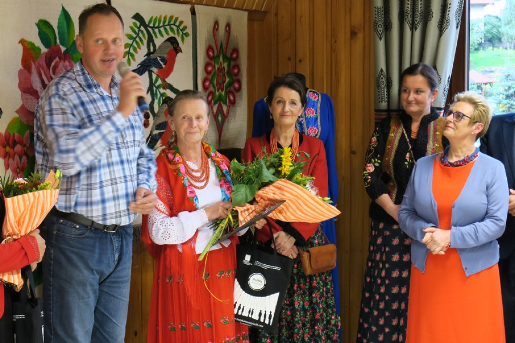 Ikony, malarstwo, tkanina