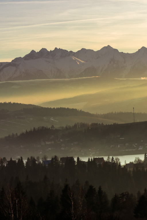 Zrobiło się pięknie. Widoki na Tatry znad Jez. Czorsztyńskiego