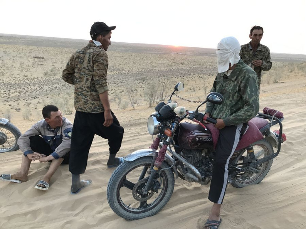 Motocyklowa podróż przez pół świata