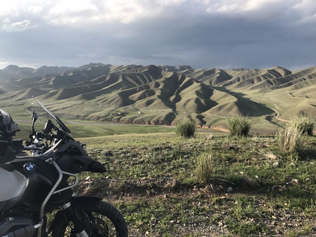 Motocyklowa podróż przez pół świata
