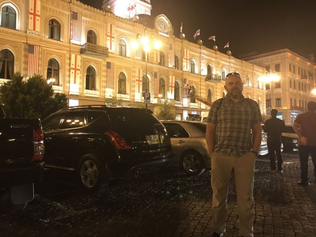 Motocyklowa podróż przez pół świata