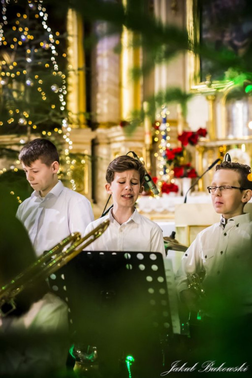 Kolędowanie z orkiestrą dętą
