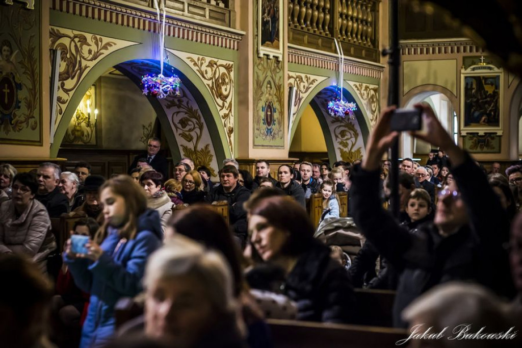 Kolędowanie z orkiestrą dętą