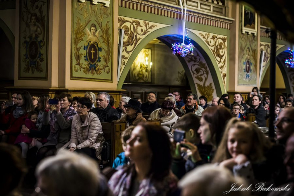 Kolędowanie z orkiestrą dętą