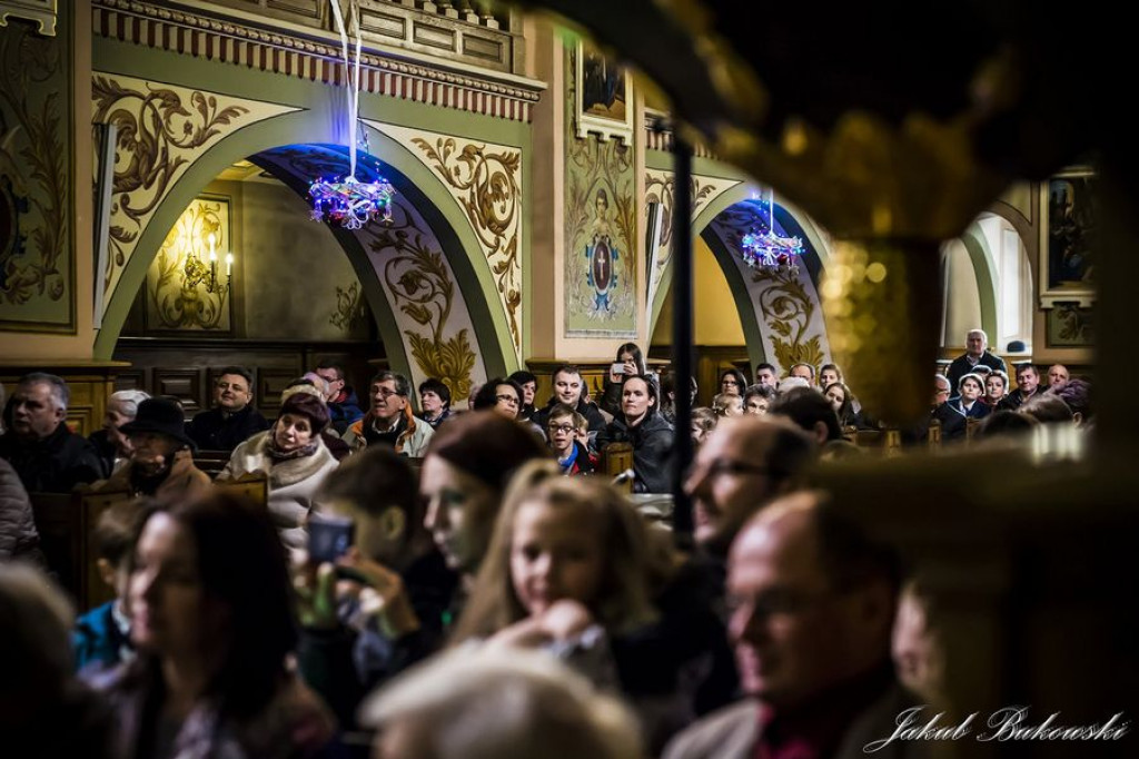 Kolędowanie z orkiestrą dętą