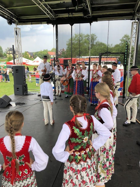 Rodzinna zabawa w Piekielniku