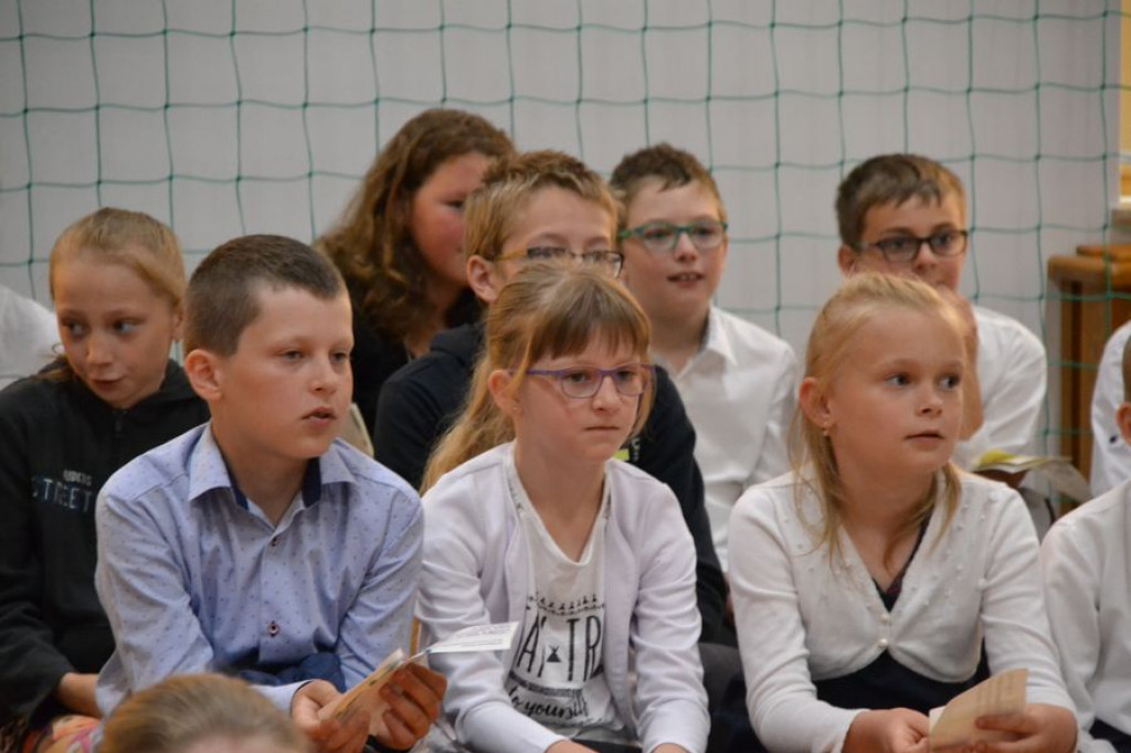 Jedź bezpiecznie, czyli w kasku