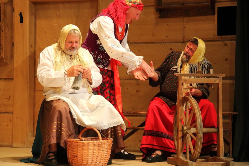 Lato z teatrem