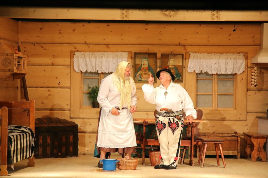 Lato z teatrem
