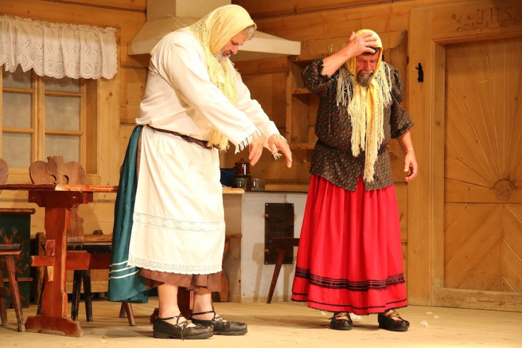 Lato z teatrem