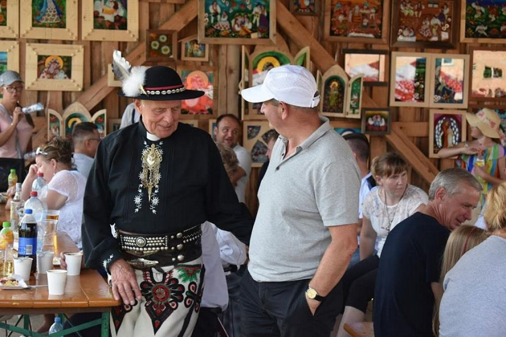 Zawody jeździeckie, dożynki i festyn