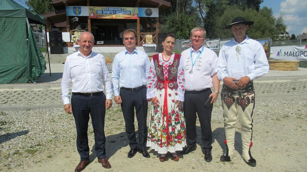 Zawody jeździeckie, dożynki i festyn