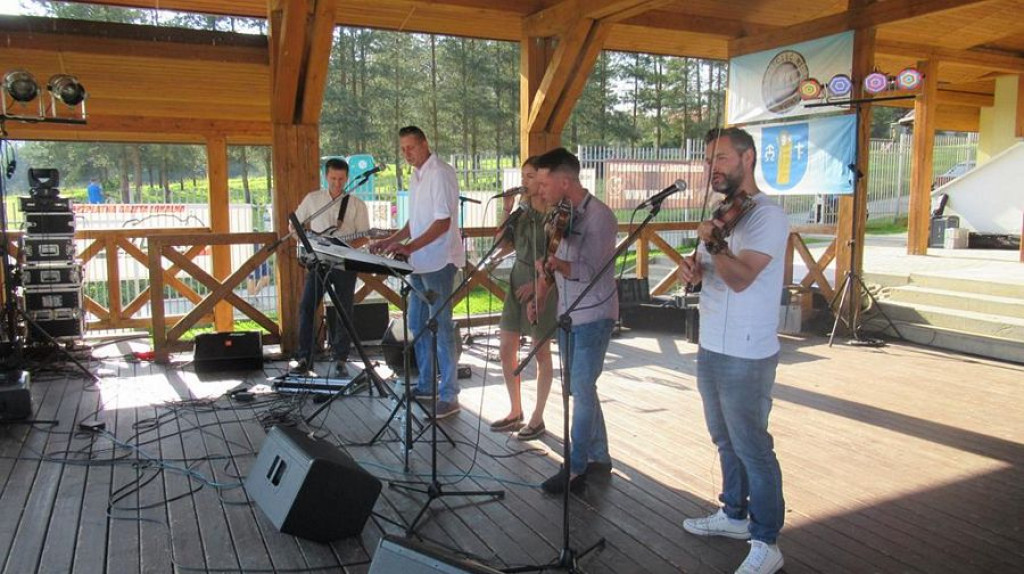 Zawody jeździeckie, dożynki i festyn